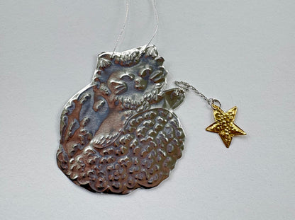 Cat with Charm Star Tin Embossed Decoration